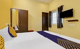 Spot On Kayal Residency